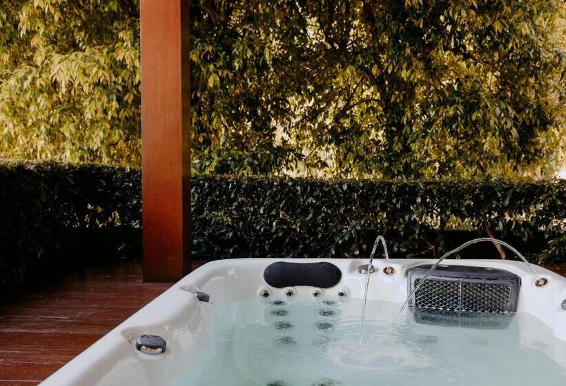 ‫فيلا غرفة نوم واحدة, Losari Retreat