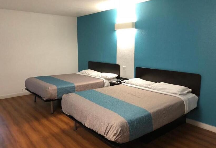 Номер Deluxe, Trade Wind Motel