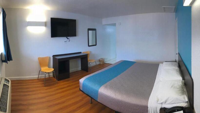 Номер Deluxe Кровать Кинг, Trade Wind Motel