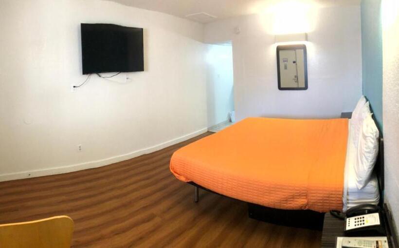 Номер Deluxe Кровать Кинг, Trade Wind Motel