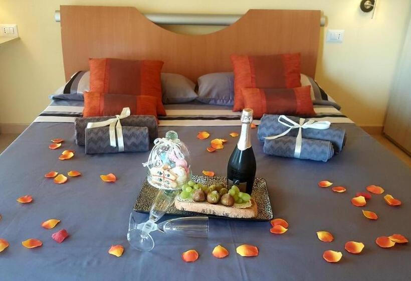 اتاق لوکس, B & B La Magia
