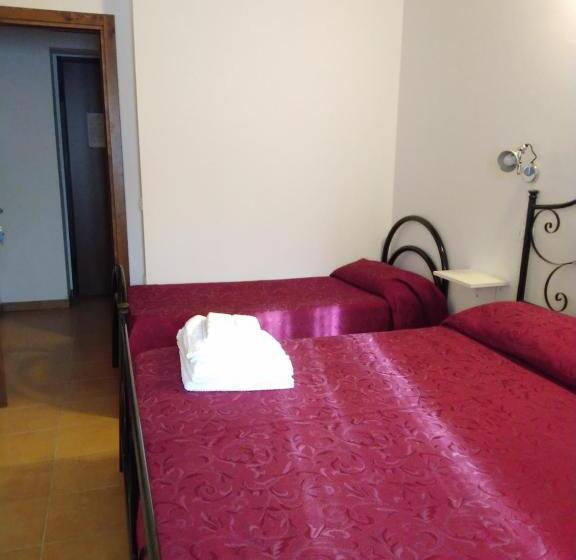 Семейный Номер Совместный Санузел, B&b Da Fiorò