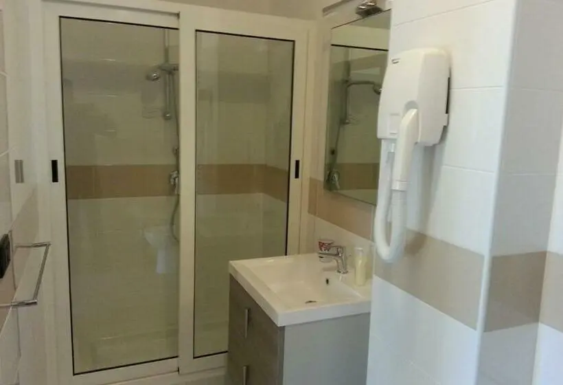 スタンダード４人部屋, B&b Il Girasole Formia Guesthouse