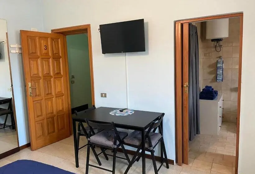 ４ベッドルームクラシックタイプ, B&b Su Fassoi