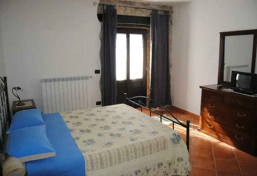 バルコニー付きスタンダードルーム, Casale San Felice B&b