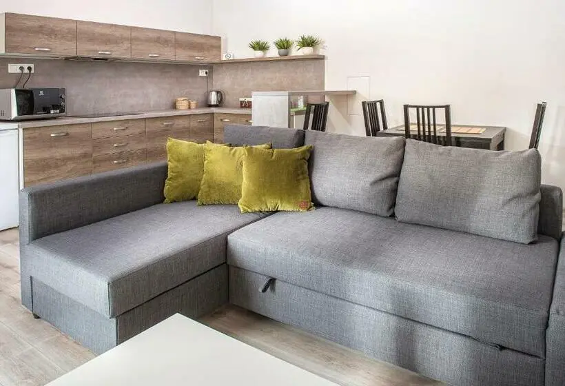 庭の見える1ベッドルームアパートメント, Garden Apartments