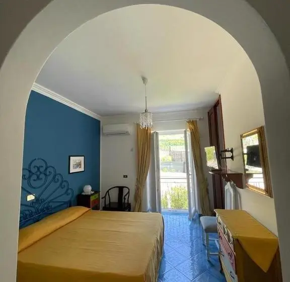 Deluxe-huone, Lunaponzese Ponza Centro