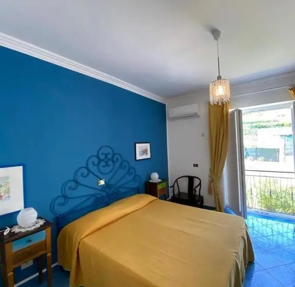 Deluxe-huone, Lunaponzese Ponza Centro