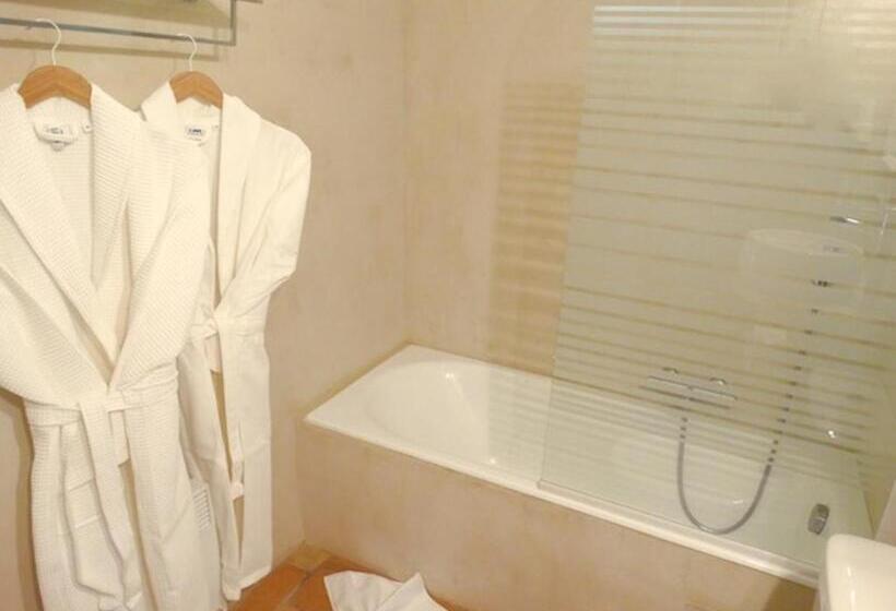 חדר סופריור, Un Patio En Luberon