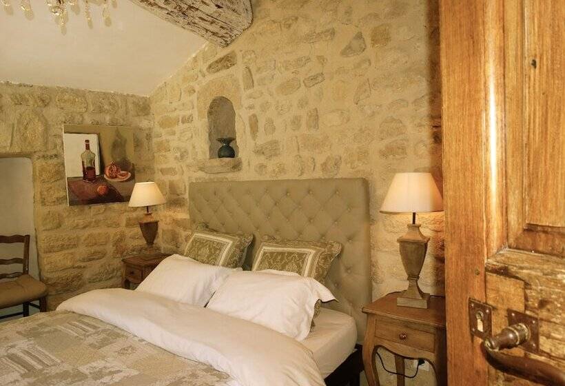 חדר קומפורט, Un Patio En Luberon