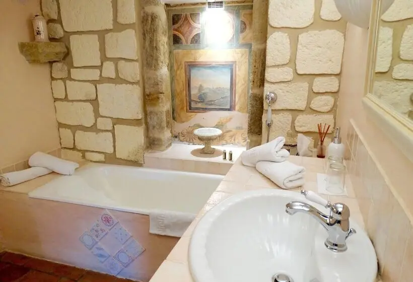 デラックスルーム, Un Patio En Luberon