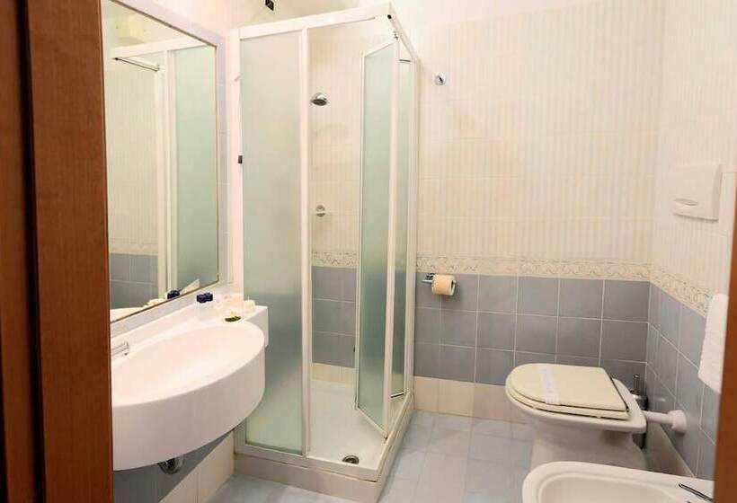 חדר יחיד קלאסי, Sporting