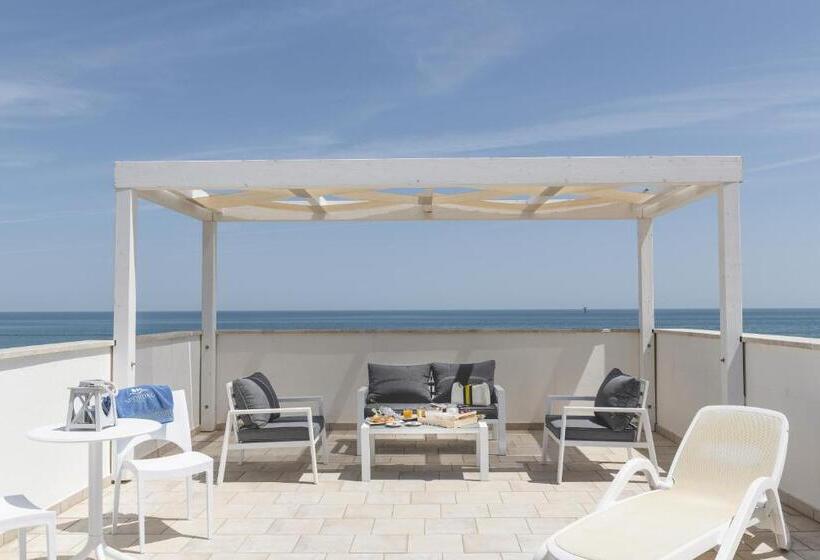 Deluxe Suite Sea View, Sporting