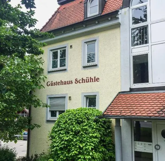 Standard Kolmen Hengen Huone, Torstuben