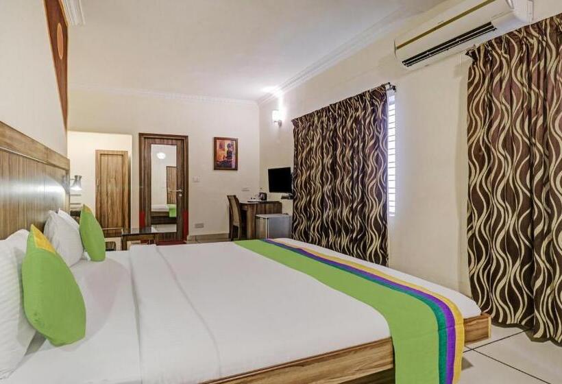 デラックスルーム, Treebo Komfort Suites, 3 Km From Mysore Palace