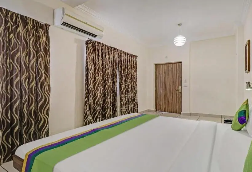 デラックスルーム, Treebo Komfort Suites, 3 Km From Mysore Palace