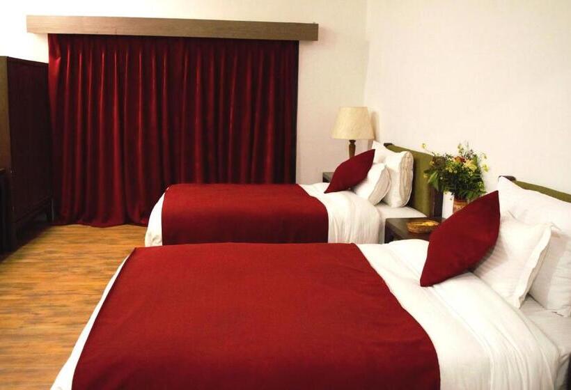 Номер Стандарт с Балконом, The Sultan Resort