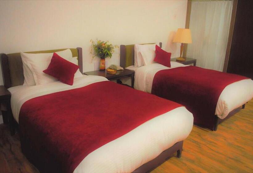 Quarto Estandar com Sacada, The Sultan Resort