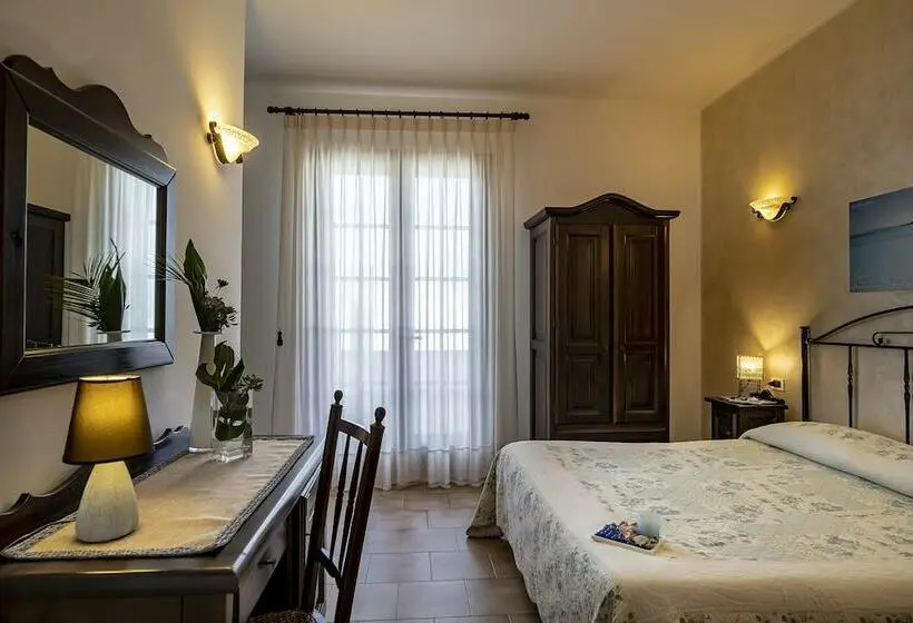 Perhehuone, Alba Marina B&b