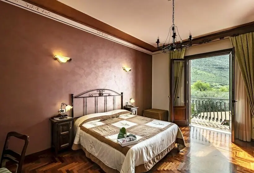 Perhehuone, Alba Marina B&b