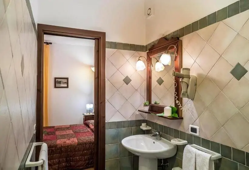 Standard Kolmen Hengen Huone, Alba Marina B&b