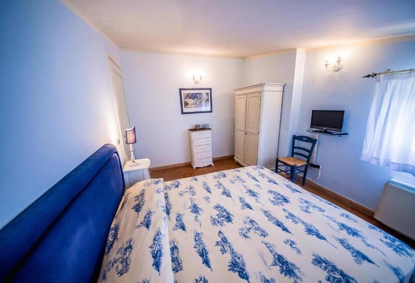 غرفة أساسية, Donnasilia