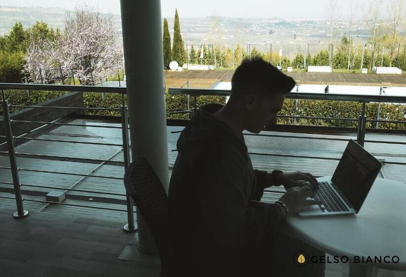 סוויטת ג'וניור עם טרסה, Gelso Bianco Country Resort