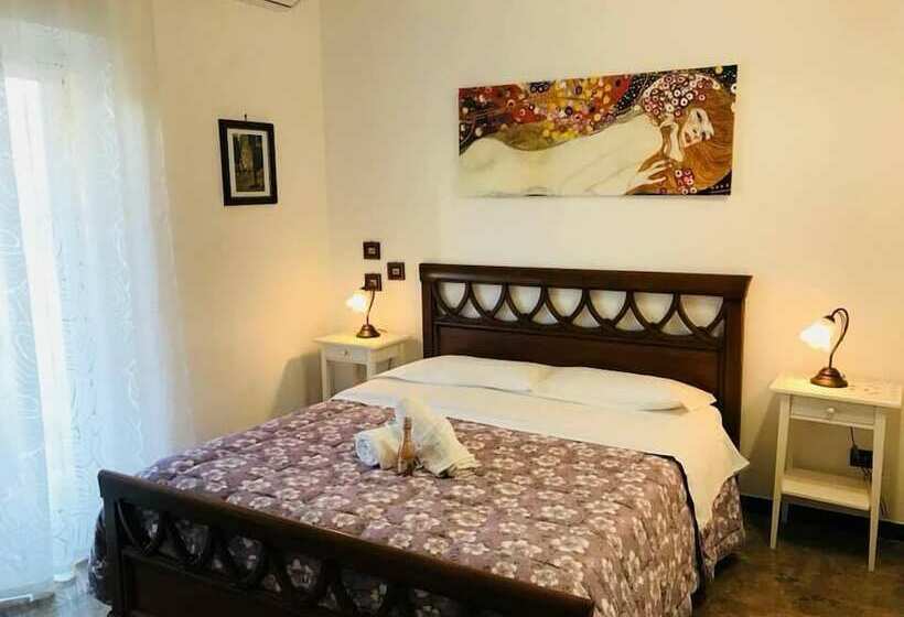 Номер Стандарт Трехместный, La Maison Royale Bb