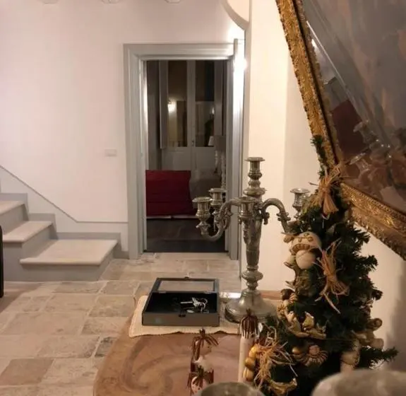 メゾネットスイート, Palazzo Siena De Facendis