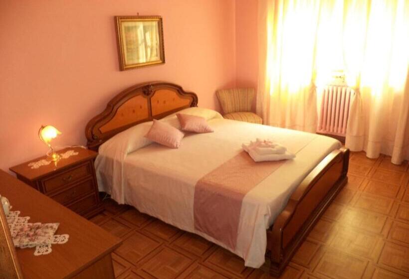 اتاق استاندارد, La Magnolia B&b