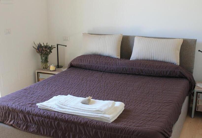 اتاق خانوادگی, Country House Erba Regina