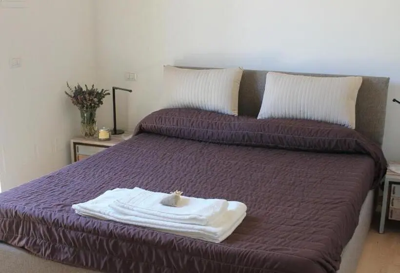 Perhehuone, Country House Erba Regina