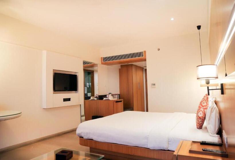 חדר פרמיום, The Ssk Solitaire Hotel & Banquets