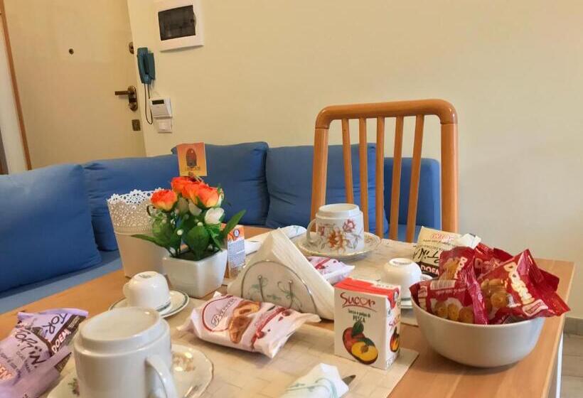 اتاق استاندارد یک تخته با سرویس بهداشتی مشترک, B&b Il Giardino In Città Parcheggio Privato Gratuito Su Disponibilità