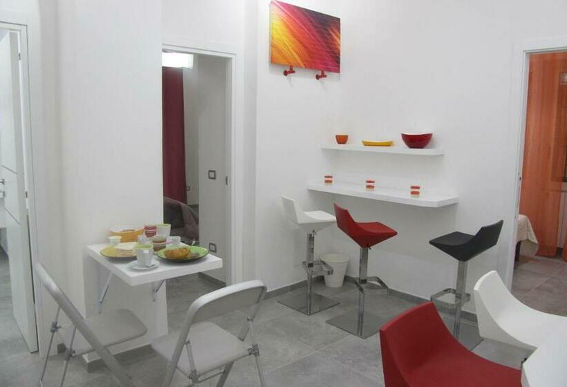 اتاق لوکس, Stella Diana