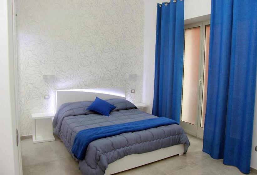 اتاق لوکس, Stella Diana