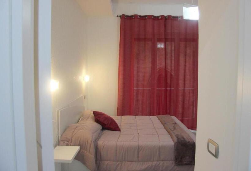 اتاق لوکس, Stella Diana