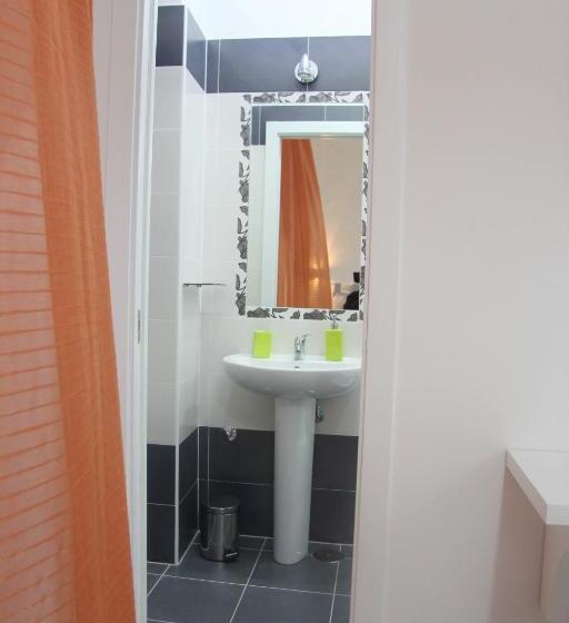 اتاق استاندارد یک نفره, Stella Diana