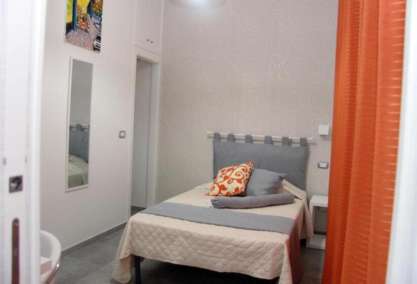 اتاق استاندارد یک نفره, Stella Diana