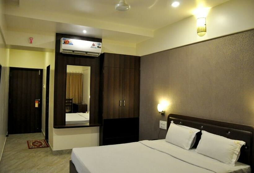 Chambre Deluxe, Gulmohar Pride