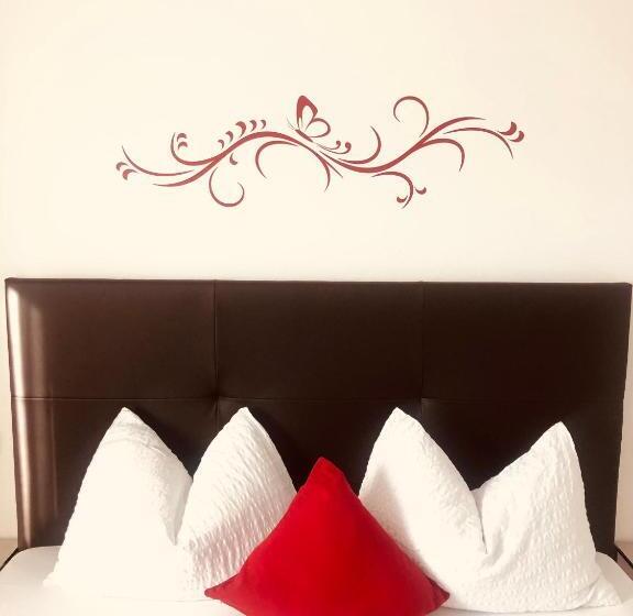 Classic room with balcony, Pension Florian