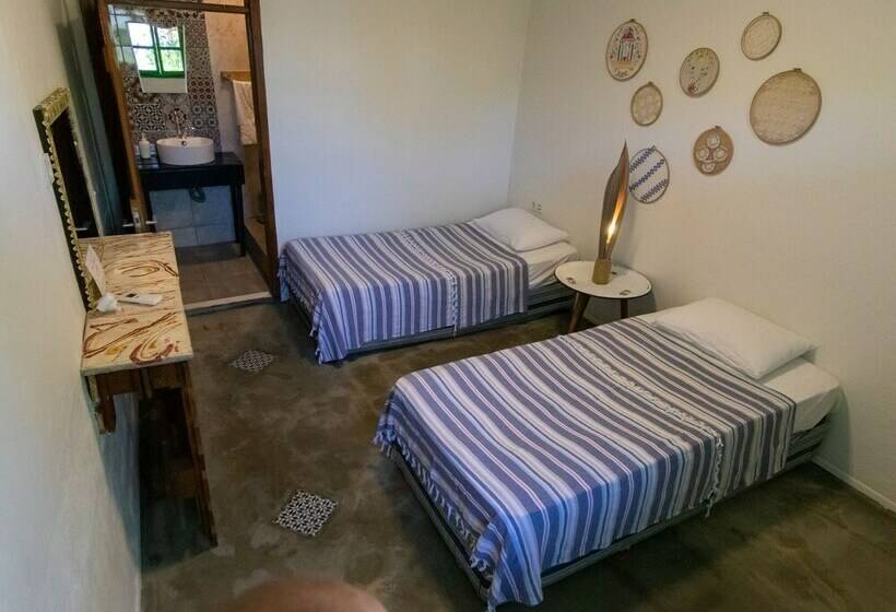 スタンダードルーム, Urla Surf House