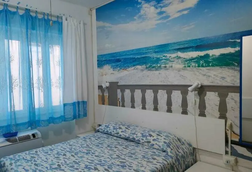 اتاق اکونومی, Villa La Lanterna