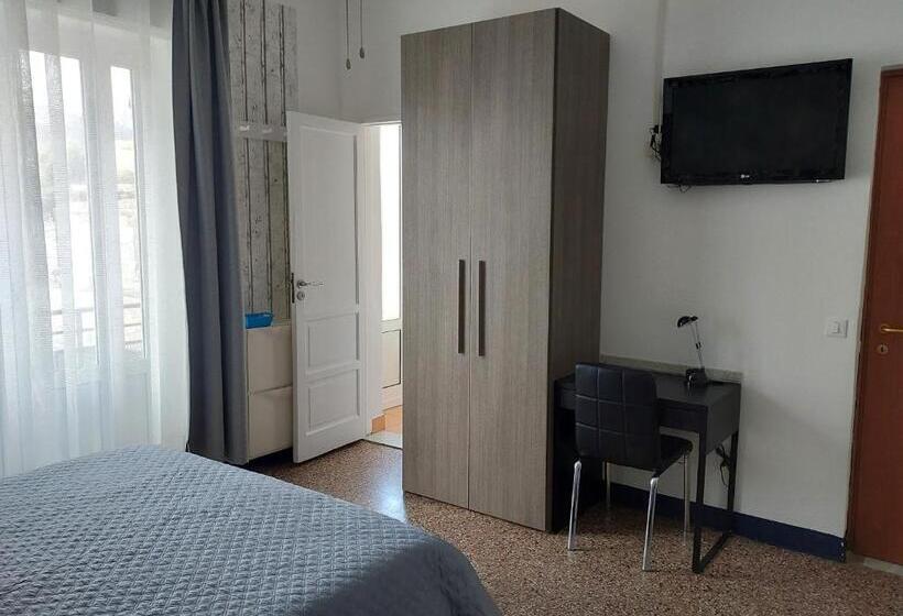 バルコニー付きデラックスルーム, Villa La Lanterna