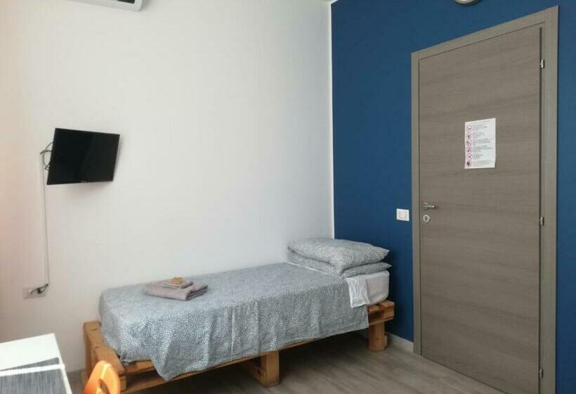 غرفة قياسية فردية, La Cordata Accommodation   Woodhouse Bike