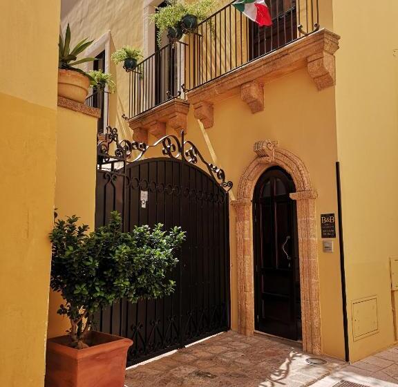 شقة غرفة واحدة, B&b Corte San Giuseppe