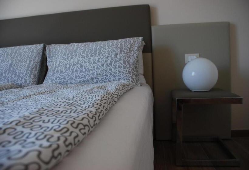 Camera Tripla Deluxe, B&b Raffaello A Mare