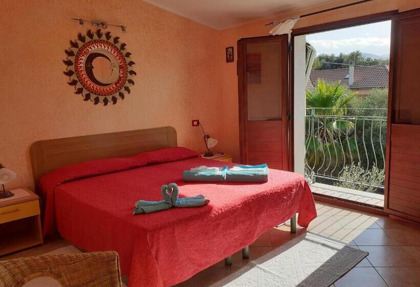 Standard room with outdoor bath, B&b Sa Funtana