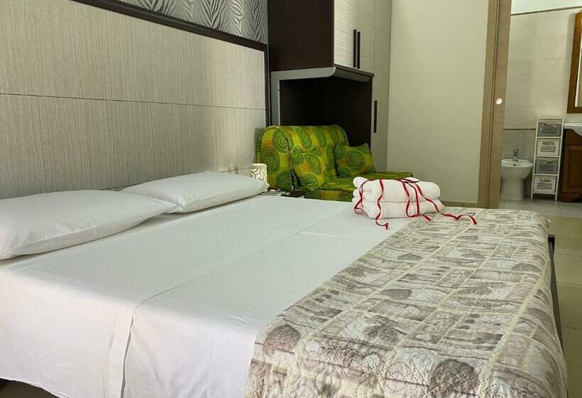 غرفة قياسية مزوَّدة بشُرفة, B&b Vistamareblu