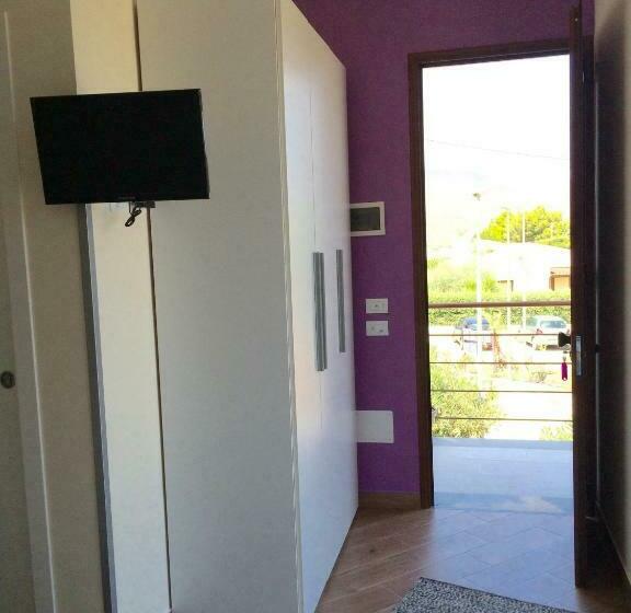 غرفة قياسية مزوَّدة بشُرفة, Addisa Locazione Breve